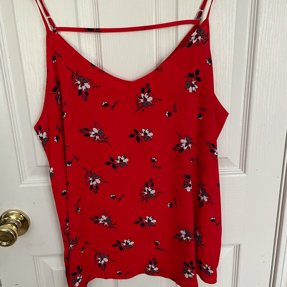 Maurices Brand Floral Red Tank Top Size Large
